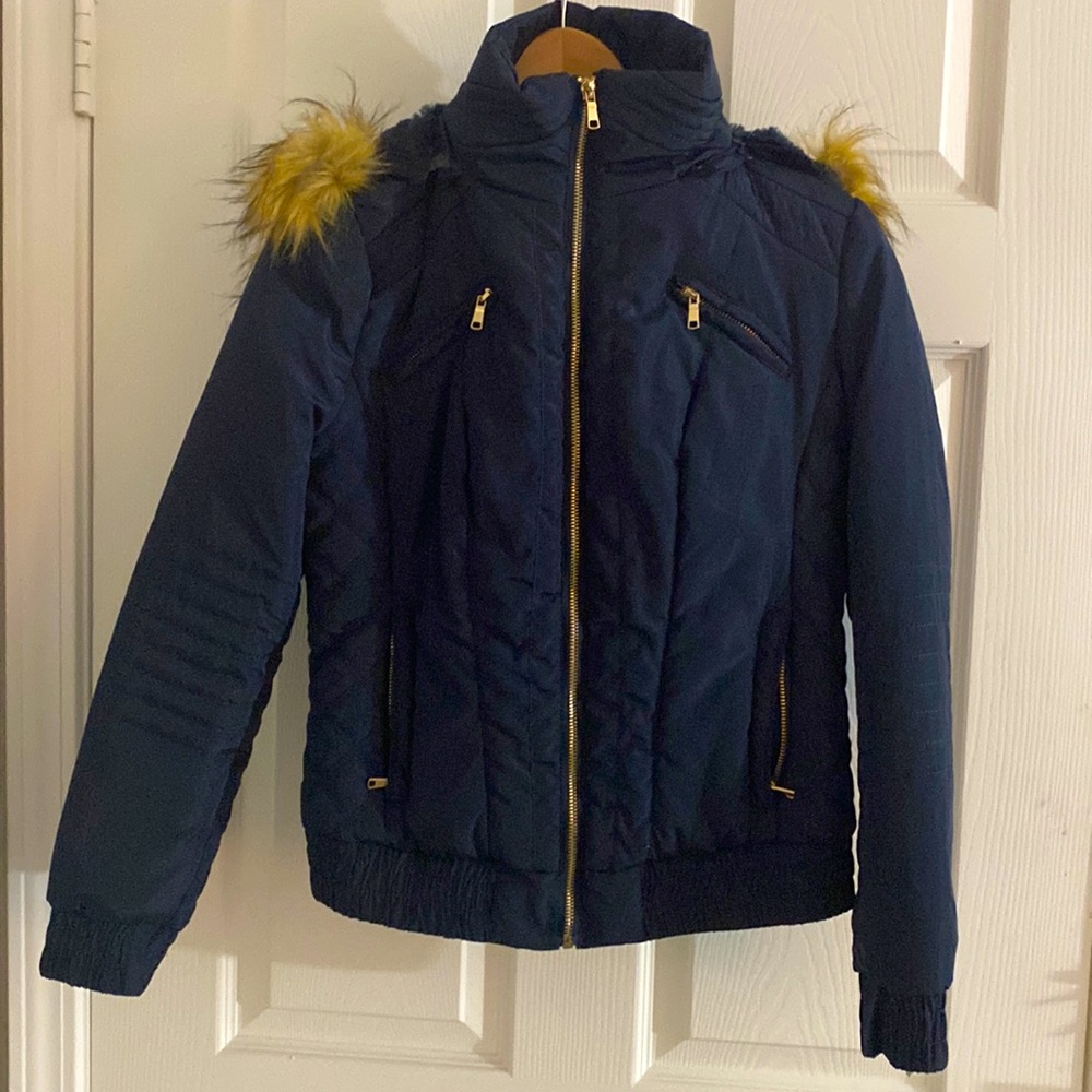 Medium navy blue faux fur lined hooded jacket